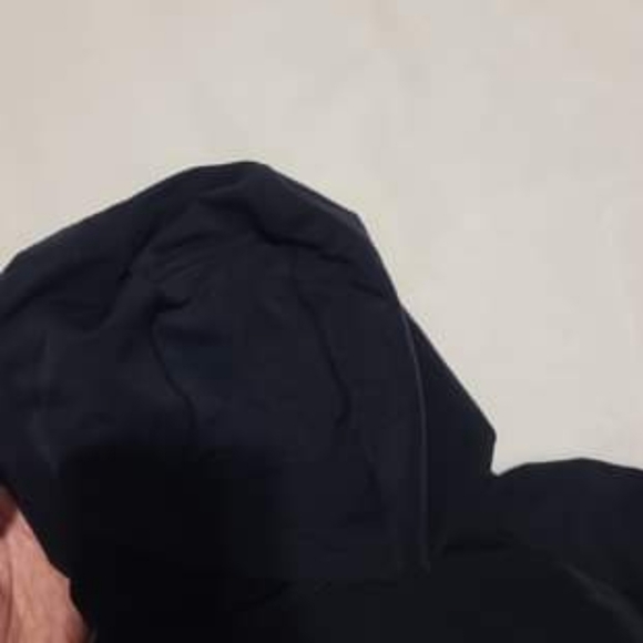 Lululemon Half Zip-Up Sweater- Size 4 - Picture 5 of 6